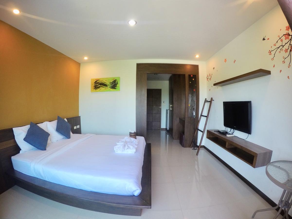 Benjamas Place Rawai Esterno foto